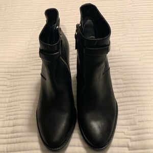 Lauren Ralph Lauren Women’s Black Laletta Leather Bootie Size 7.5B